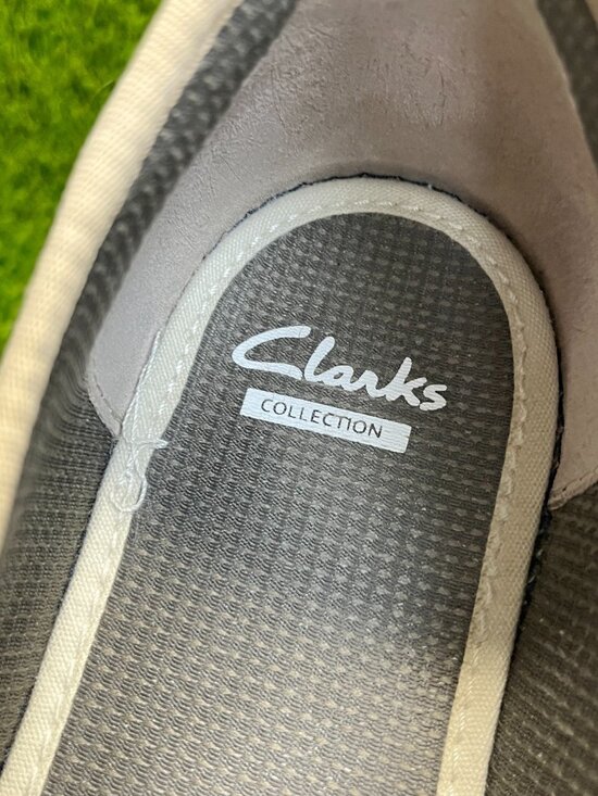 Clarks Torbay Mens Size 11 Beige Casual Classic Suede Slip On Loafers Shoes